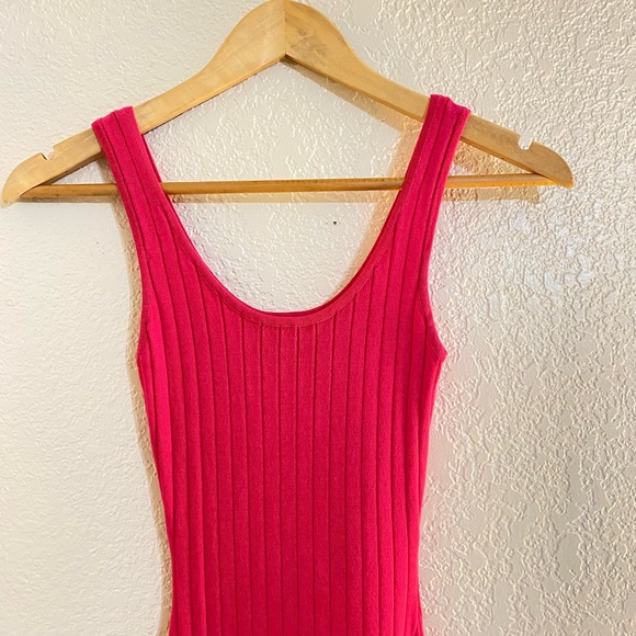 Hera Collection Vibrant Pink Midi Dress - Picture 4 of 6